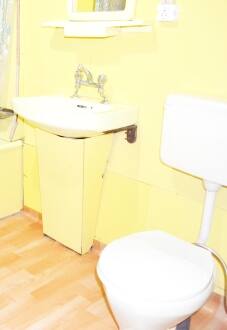 Yuvraj Houseboat, Srinagar 1